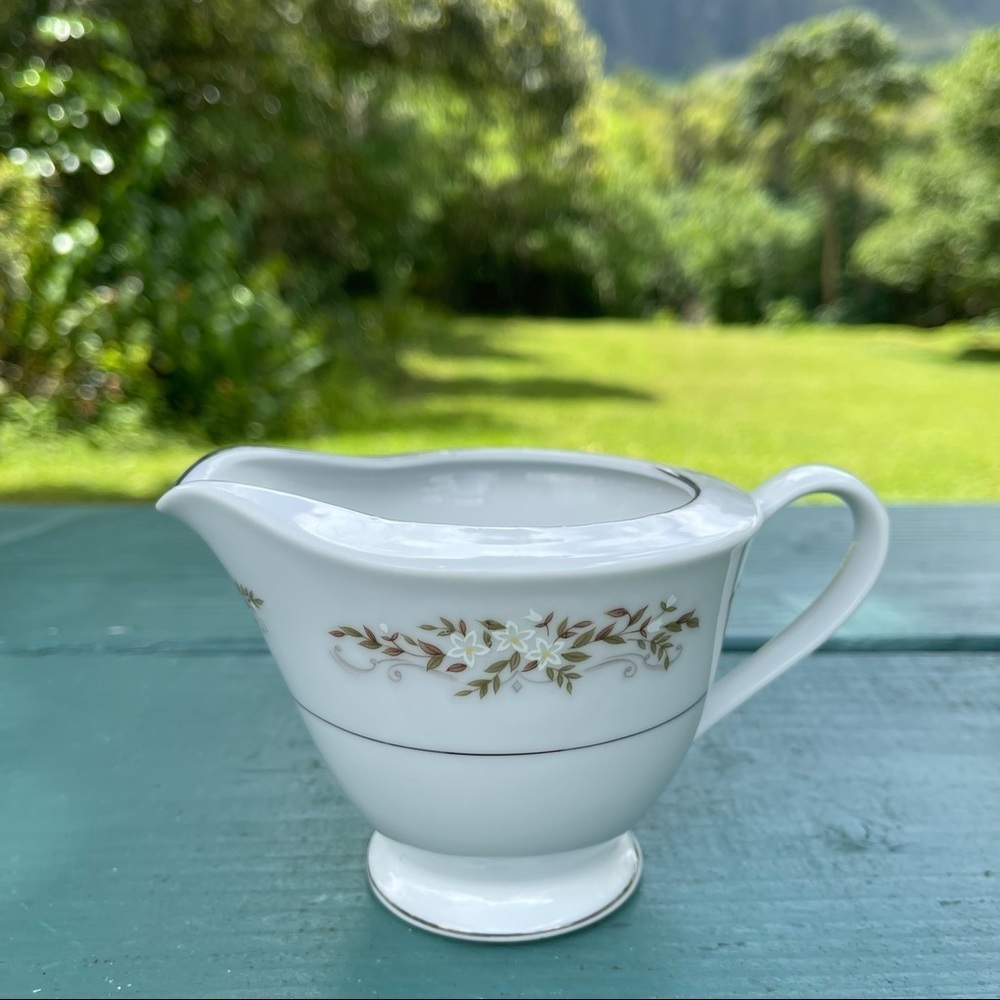Vintage 326 Springtime Fine China Creamer and Sugar Bowl Japan